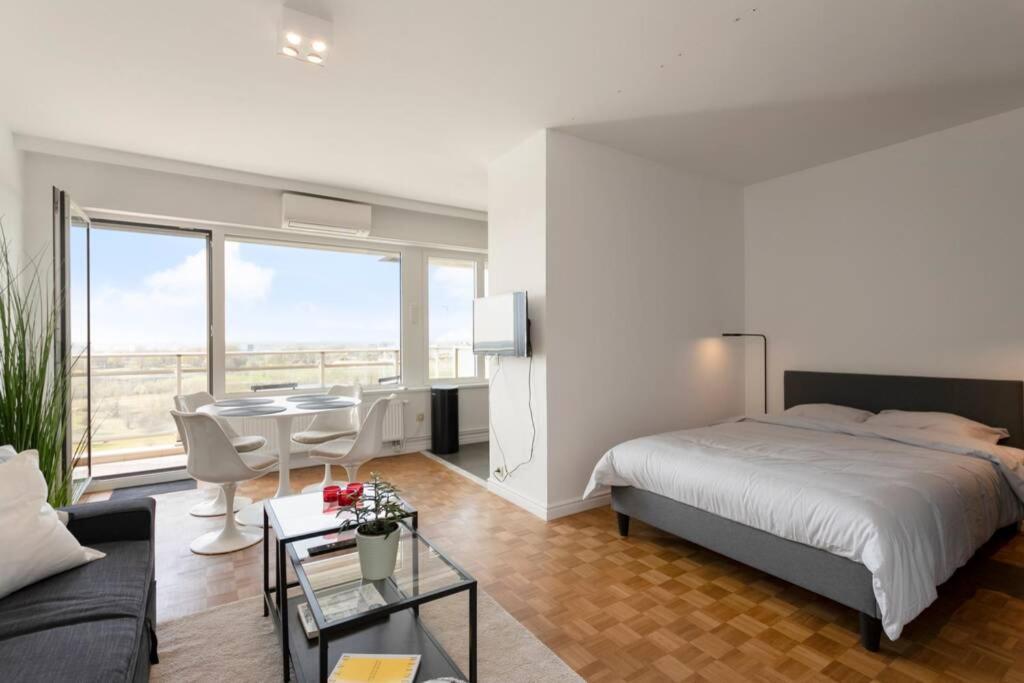 Апартаменты New-York Style Studio Антверпен Экстерьер фото